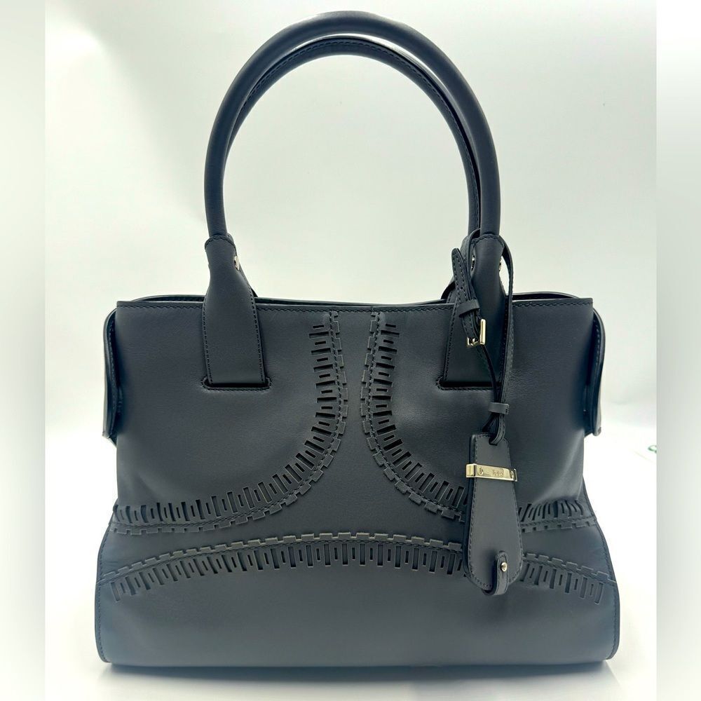 Auth Tod’s Grey Medium Laser Cut Leather Cape Tote Bag Ex++ Preloved Purse